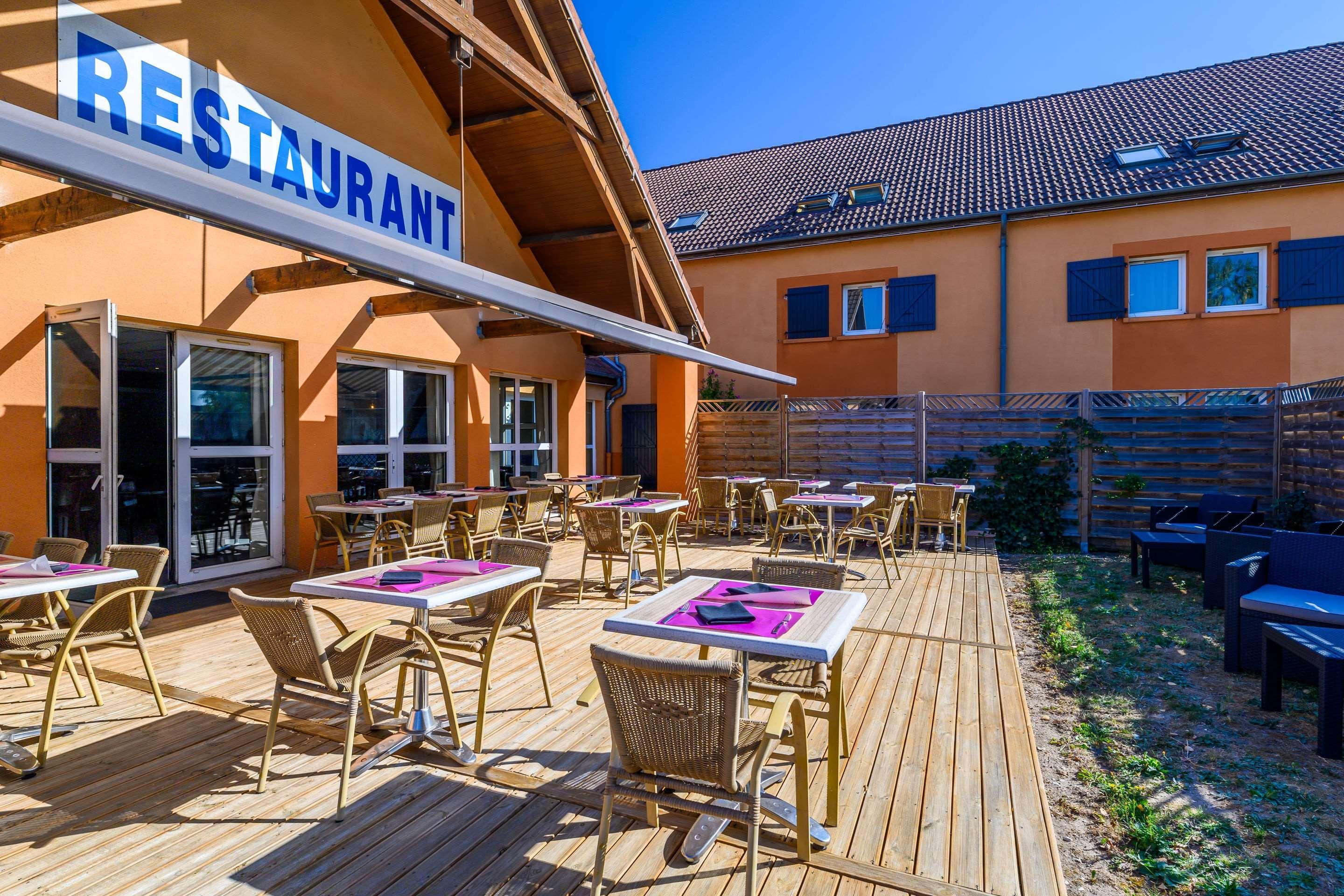 Comfort Hotel Orleans Saran Exterior photo